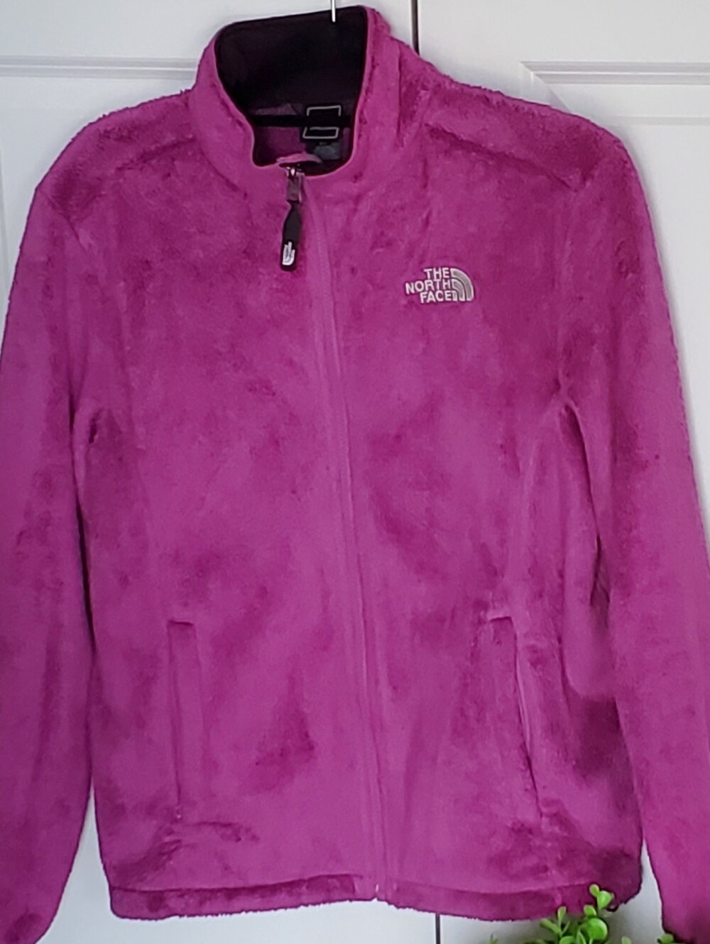 the North Face Women’s Osito Butter Fleece Full Zip Jacket In Magenta